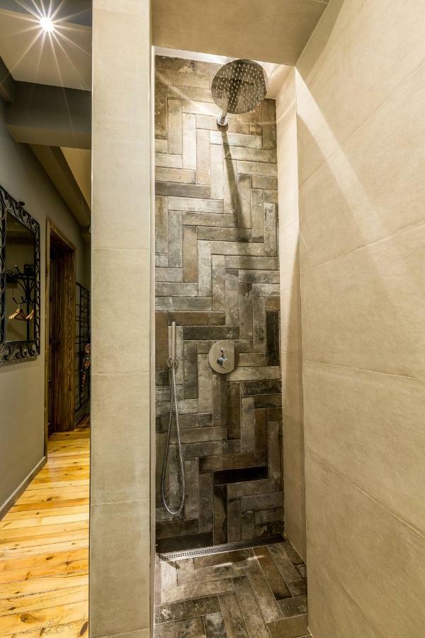 - Center Apartment
